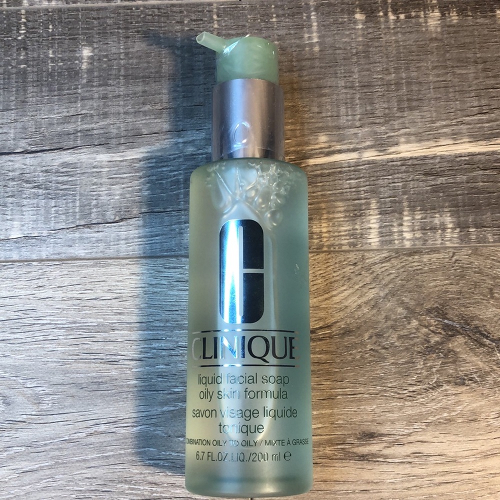 Clinique - Liquid Facial Soap Oily Skin Formula - Picture 4 of 4